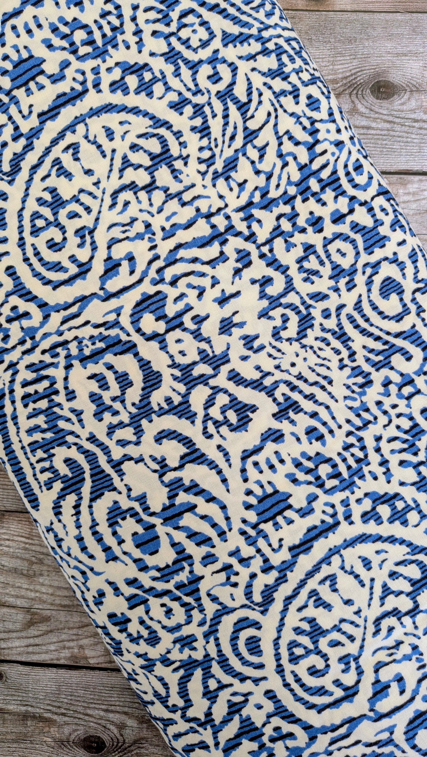 Batik Paisley Ananda Viscose