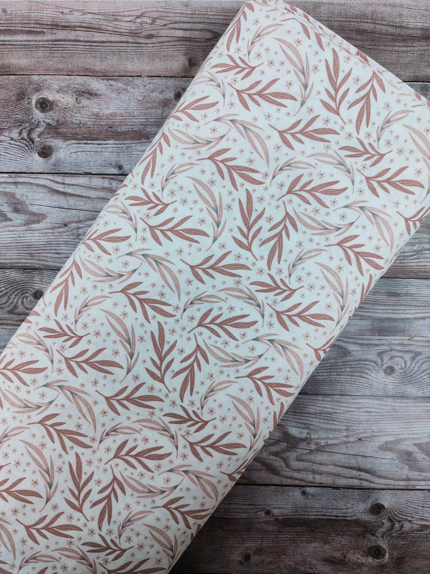 Freehand Leaves Cotton 1.42m